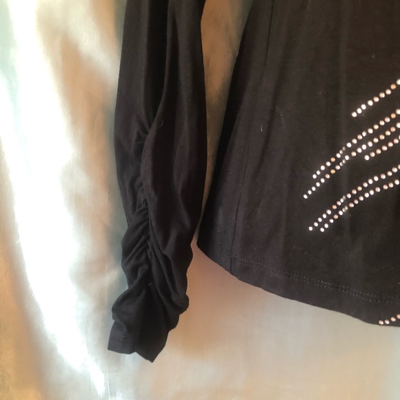 Kenneth Cole embellished LS stretch top, PS - Picture 4 of 6